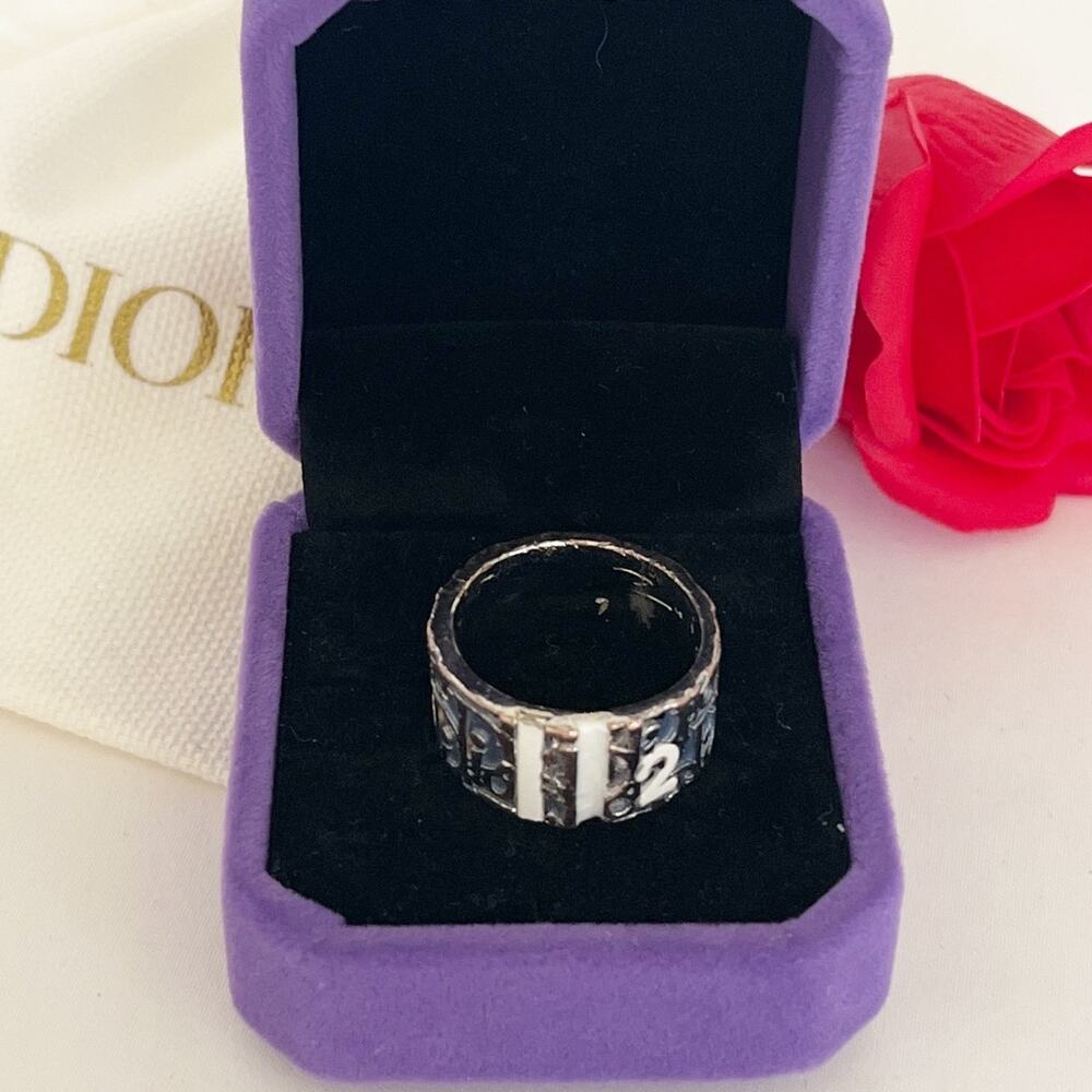 DIOR Trotter No 2 Ring Oblique Band Vintage Circa 2000s - Picture 8 of 9